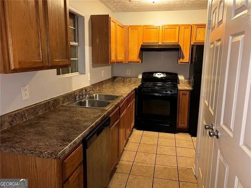 614 Waynes Ct Se, Atlanta, GA, 30354-2498 | Card Image