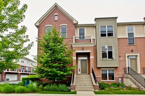 1194 Danforth Ct, Vernon Hills, IL, 60061-1245 | Card Image