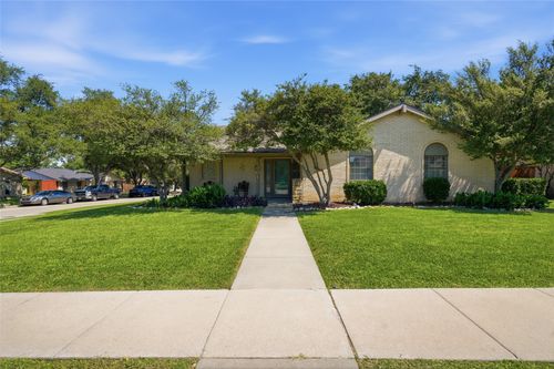 2001 Statler Dr, Carrollton, TX, 75007-5417 | Card Image