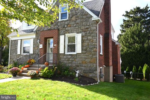 1012 Edgewood Dr, SPRINGFIELD, PA, 19064-3803 | Card Image