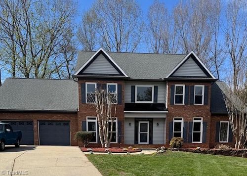 3412 Lochurst Ct, Pfafftown, NC, 27040-9494 | Card Image