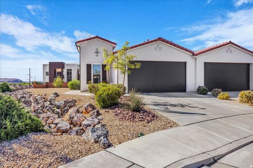 794 N Via Modelo Cir, Washington, UT, 84780-3234 | Card Image
