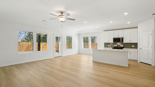 901 Buffalo Dr, Mckinney, TX, 75069-1843 | Card Image