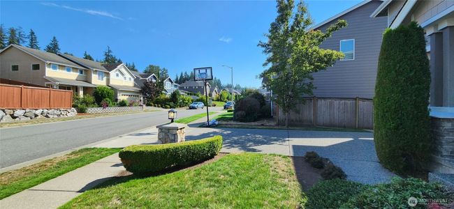 21902 43 Rd Dr Se, House other with 3 bedrooms, 3 bathrooms and null parking in Bothell WA | Image 4