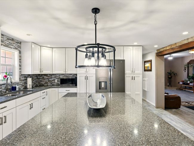 35 Walnut Trail, House other with 4 bedrooms, 3 bathrooms and 2 parking in Velarde NM | Image 9
