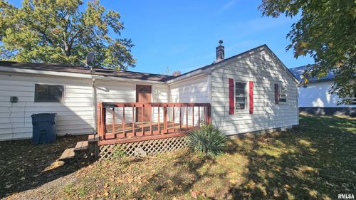 200 W 12th St, Johnston City, IL, 62951-1325 | Card Image