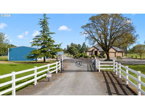12430 S Oak Grove Rd, Canby, OR, 97013-9325 | Card Image
