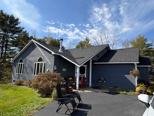 607 Johnson-Spooner Rd, Castleton, VT, 05735-9134 | Card Image