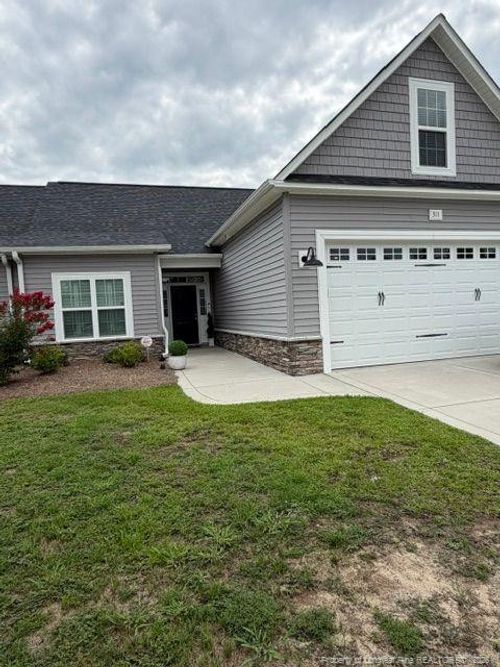 311 Oak Pointe Cir E, Lumberton, NC, 28358-2392 | Card Image