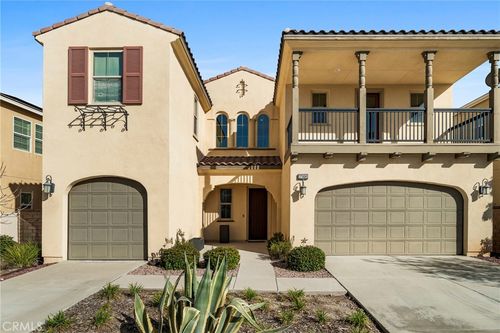 27606 Skylark Ln, Santa Clarita, CA, 91350-5776 | Card Image