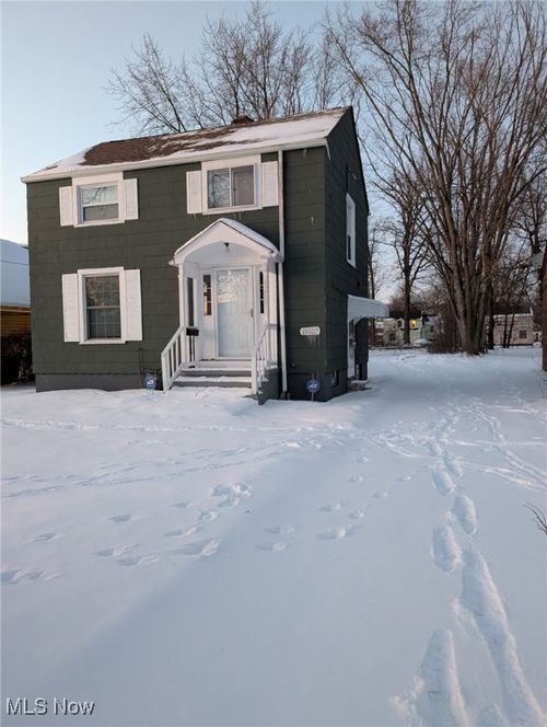 19107 Gladstone Rd, Warrensville Heights, OH, 44122-6623 | Card Image