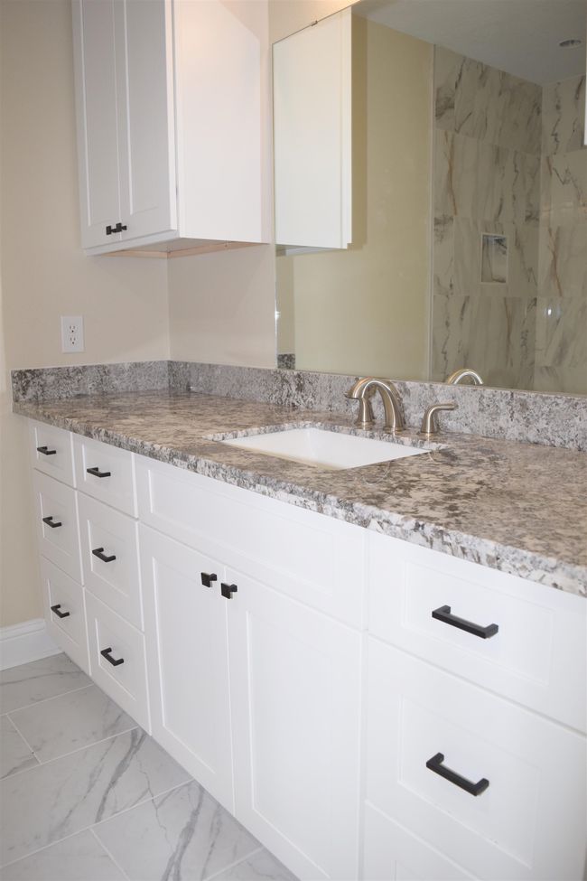 17647 Wise Rd, House other with 3 bedrooms, 3 bathrooms and null parking in Winnie TX | Image 23