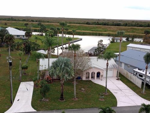 1177 Lisa Ln, Okeechobee, FL, 34974-0516 | Card Image
