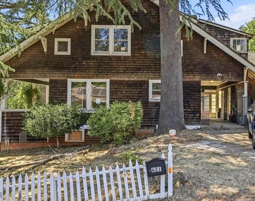 621 Bee St, Placerville, CA, 95667-4308 | Card Image