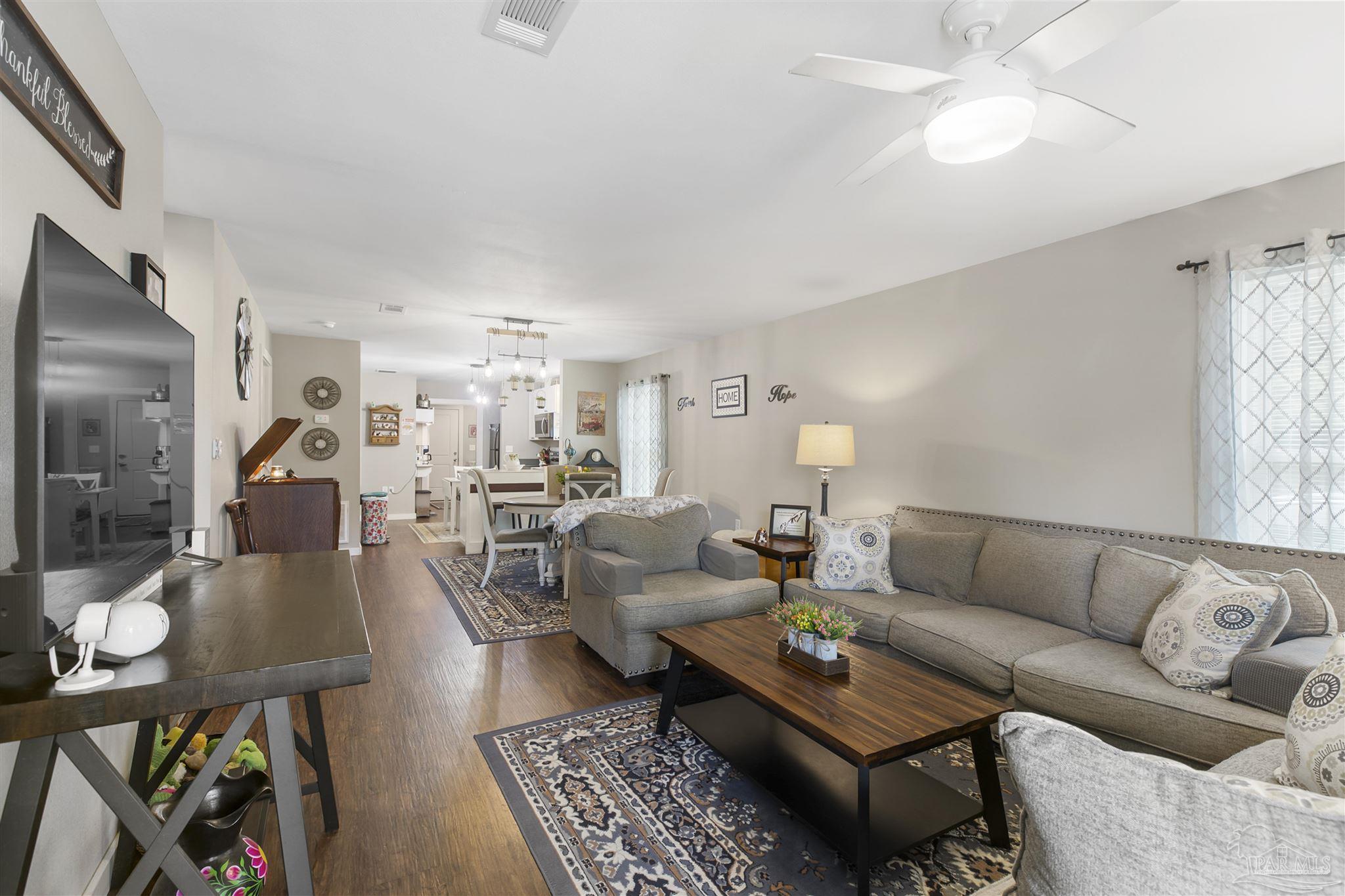 Front St, Century, FL 32535