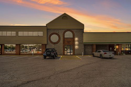 1631 W Sherman Blvd, Norton Shores, MI, 49441-3544 | Card Image