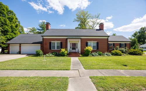 825 W Warmouth St, Salem, IL, 62881-1446 | Card Image