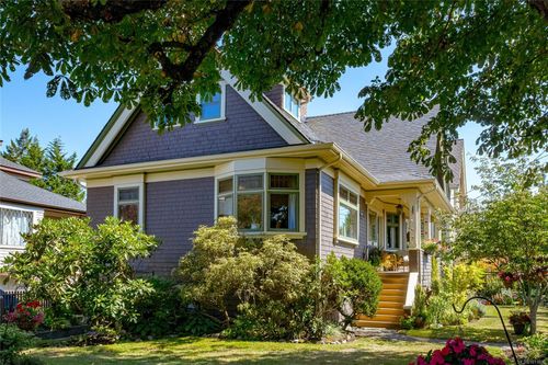 606 Niagara St, Victoria, BC, V8V1H9 | Card Image