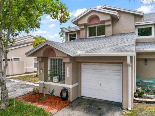 2030 Discovery Cir E, Deerfield Beach, FL, 33442-1010 | Card Image