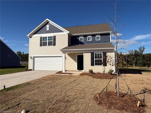 131 Primrose Street, King, NC, 27021 | Card Image
