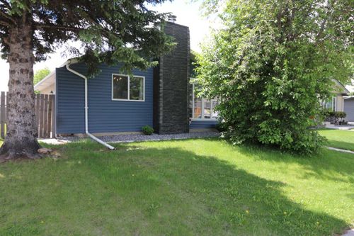 707 Malvern Dr Ne, Calgary, AB, T2A5P9 | Card Image