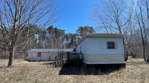 5985 Roehrs Rd, Beaverton, MI, 48612-9208 | Card Image