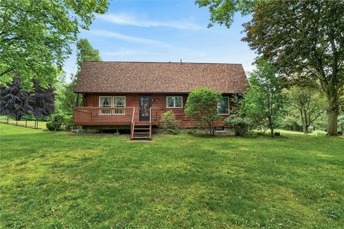2203 Whitney Rd E, Fairport, NY, 14450-9130 | Card Image