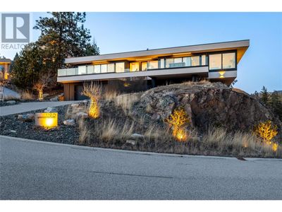 1190 Stoneypointe Crt, House other with 3 bedrooms, 3 bathrooms and 6 parking in Kelowna BC | Image 3