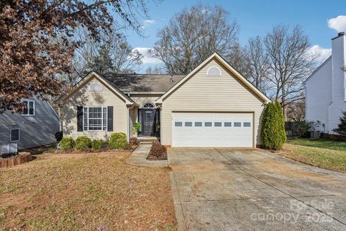 3684 Lake Spring Ave Nw, Concord, NC, 28027-8183 | Card Image