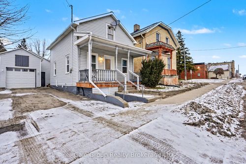 27 Oxford St W, Drumbo, ON, N0J1G0 | Card Image