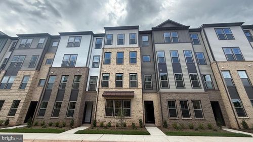 20977 Bluebird Sq, STERLING, VA, 20165-5896 | Card Image