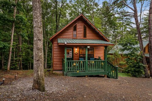 151 Rushmore Ln, Murphy, NC, 28906-3482 | Card Image