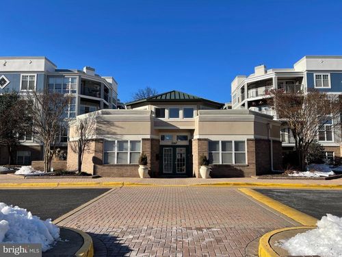 202-5563 Seminary Rd, FALLS CHURCH, VA, 22041-3565 | Card Image