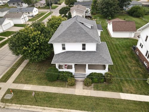 408 5th Ave, Springville, IA, 52336-9689 | Card Image