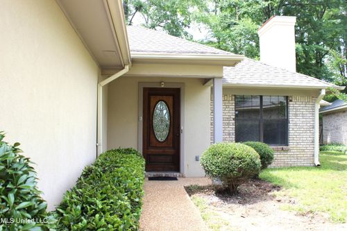 13 Mallard Pointe Cir, Madison, MS, 39110-9551 | Card Image