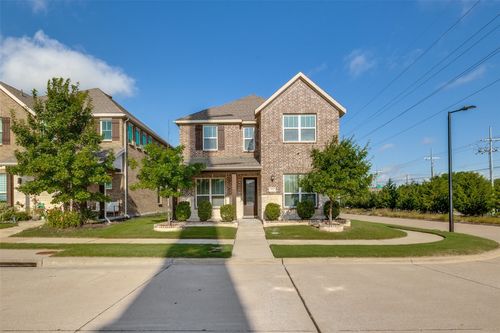 301 Kennewick Dr, Garland, TX, 75044-3225 | Card Image