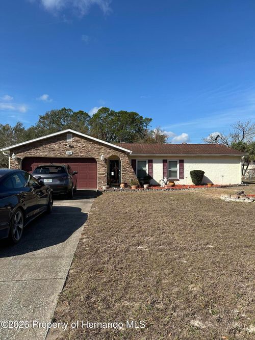 1427 Amy Cir, Spring Hill, FL, 34606-4402 | Card Image