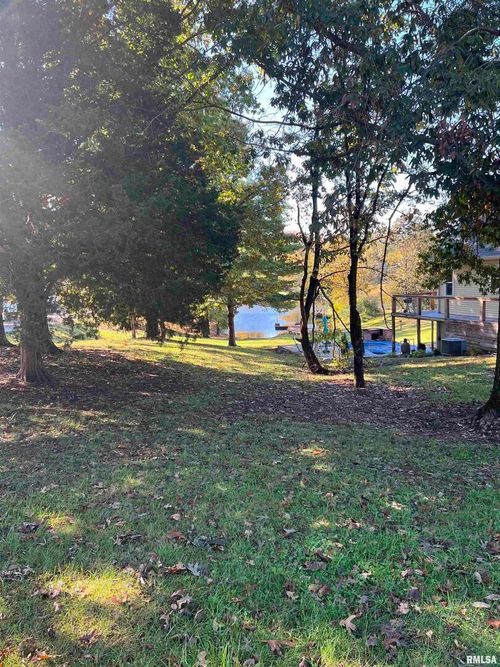 000 Egypt Shores Rd, Creal Springs, IL, 62922 | Card Image