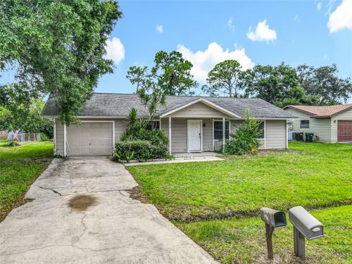 824 Thuringer St Nw, PALM BAY, FL, 32907-7857 | Card Image