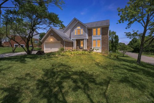 8042 Quail Meadow Lane, West Chester, OH, 45069 | Card Image