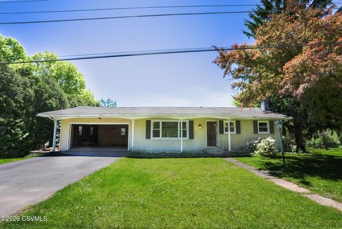 125 Center St, Northumberland, PA, 17857-8412 | Card Image