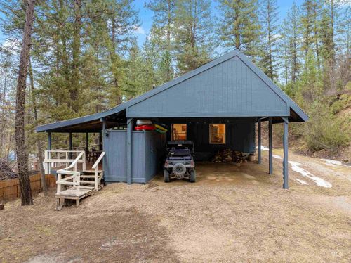 32 Sky Ridge Dr, Garden Valley, ID, 83622-5152 | Card Image