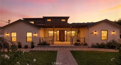 2806 Manhattan Ave, La Crescenta, CA, 91214-3831 | Card Image