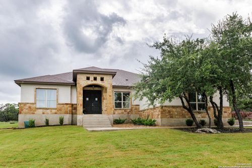 2127 Oakwood Holw, New Braunfels, TX, 78132-4346 | Card Image