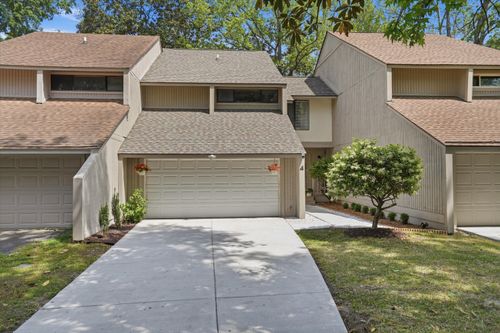 4 Stallion Ct, Charleston, SC, 29407-9604 | Card Image