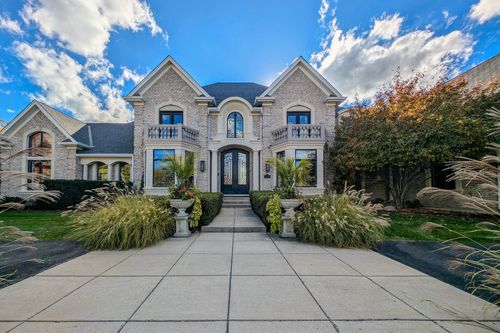 5N195 Dover Hill Rd, St. Charles, IL, 60175-5112 | Card Image