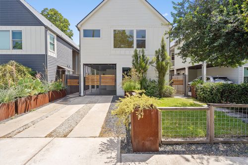 2509 E 4th St, Austin, TX, 78702-4711 | Card Image