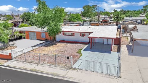 2016 Linden Ave, Las Vegas, NV, 89101-3333 | Card Image