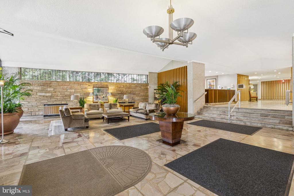 Residential in ARLINGTON 5