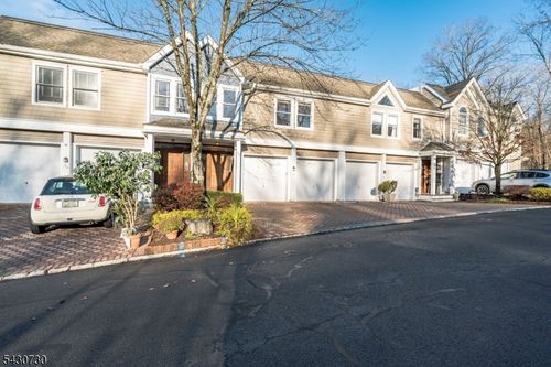 21 Rock Creek Woods Dr, Lambertville, NJ, 08530-1111 | Card Image